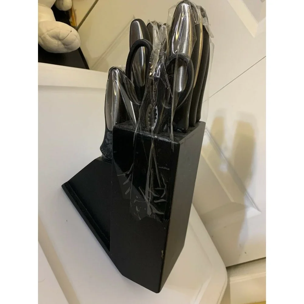 11-Piece‎ CHICAGO CUTLERY KNIFE SET & STURDY STORAGE BLOCK black